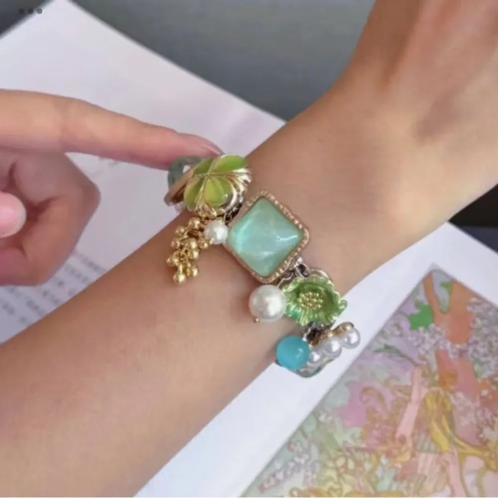 🩵 Elegant Green and Gold & Silver Women's Charm Bracelet 🩵